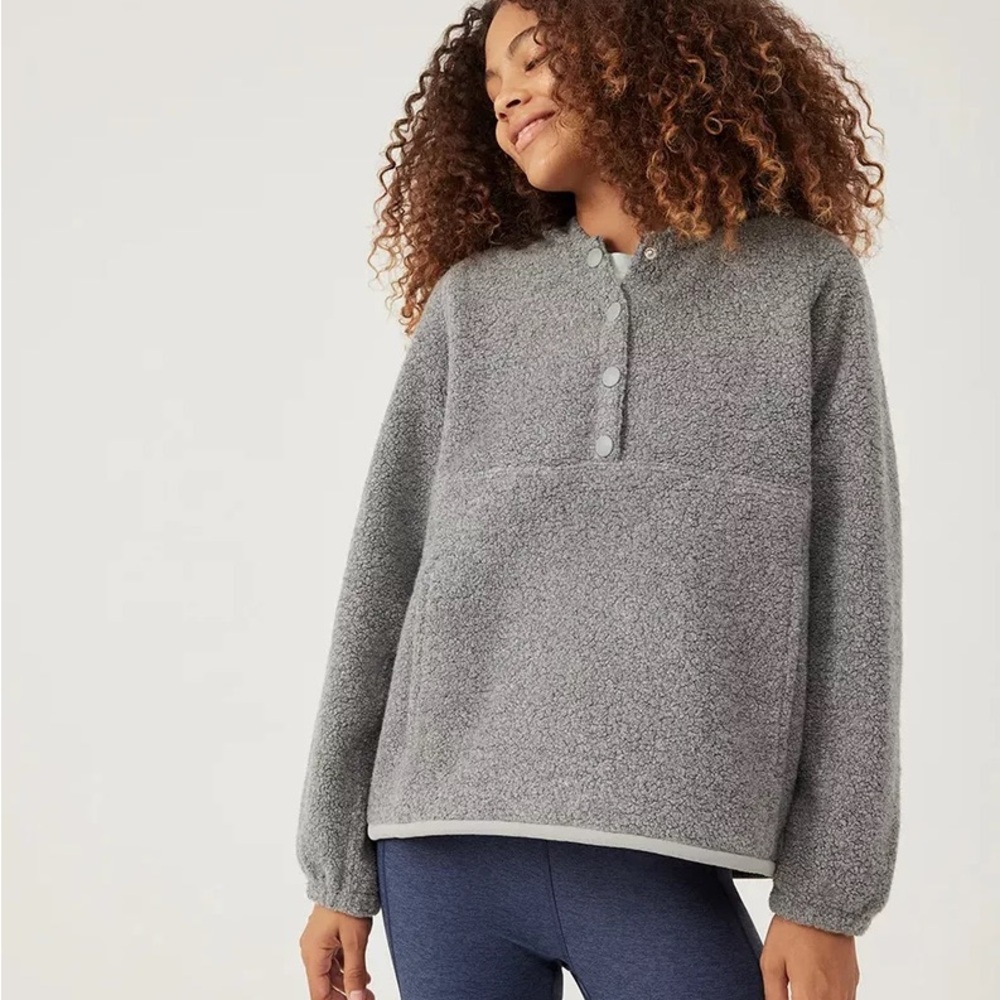 Outdoor Voices Megafleece Pullover